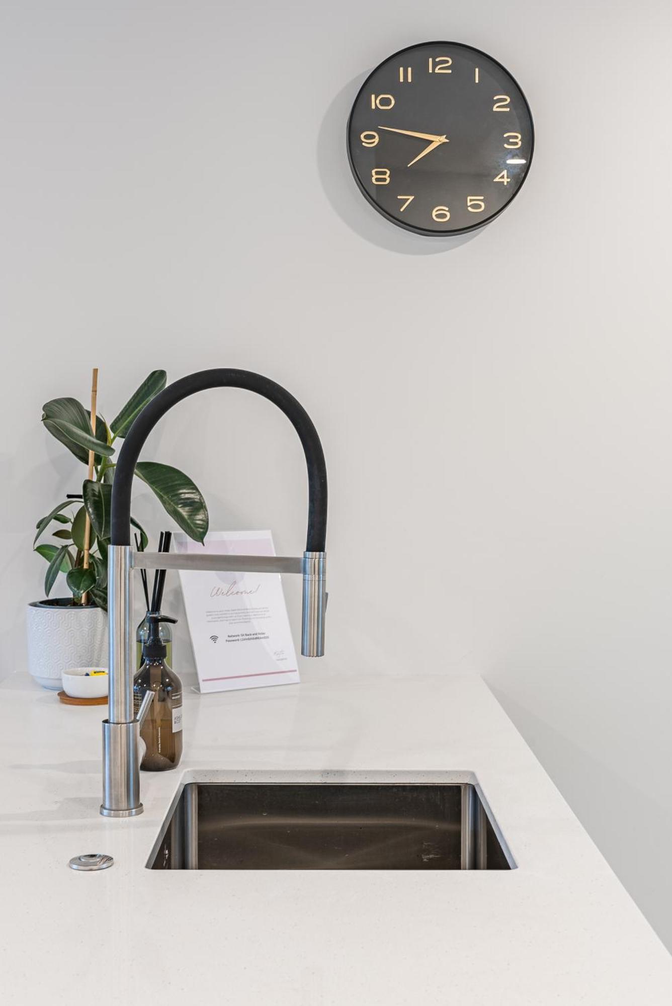 Urban Nest - Entire Townhouse And Free Parking Christchurch Exterior foto